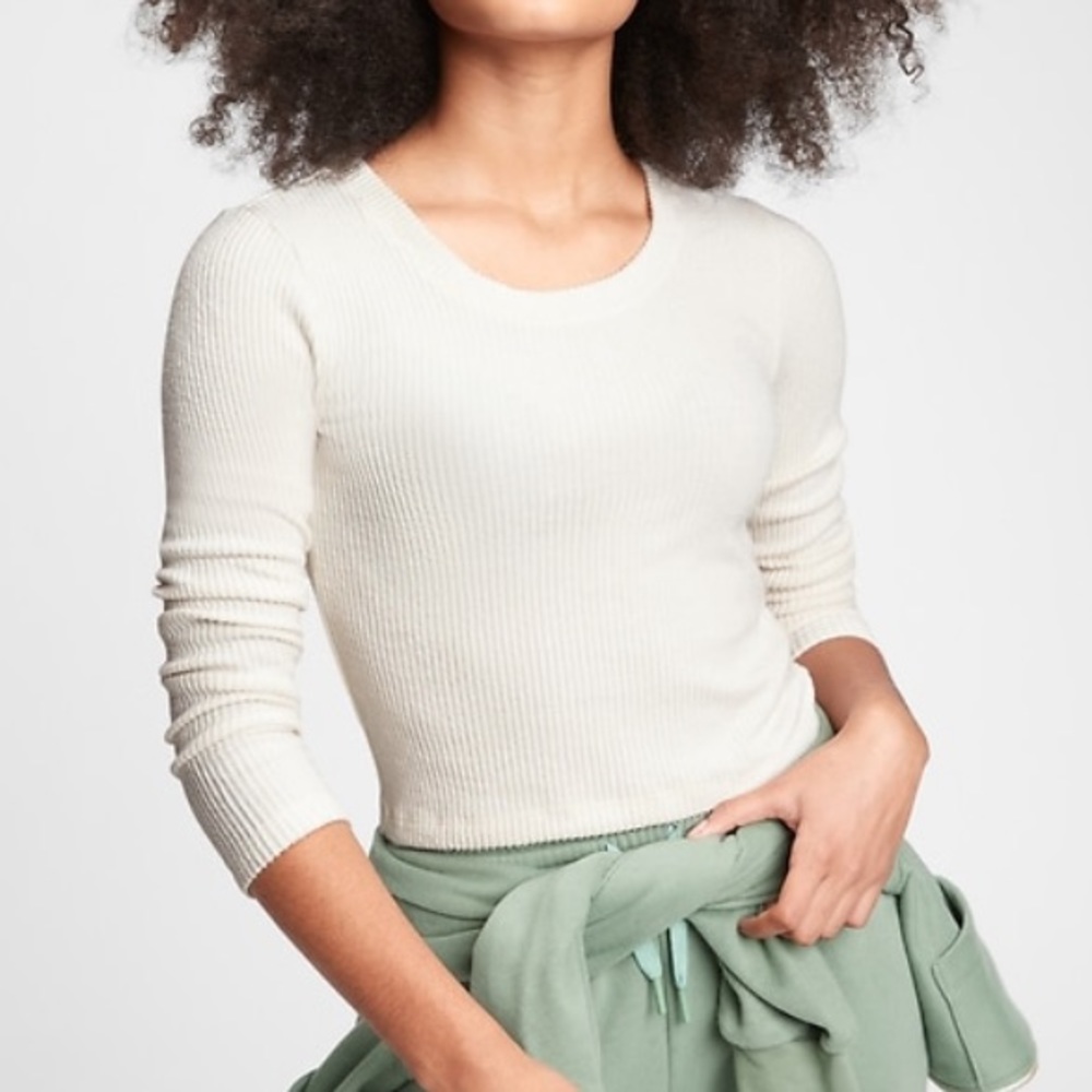 NWT GAP Teen Cream Softspun Fitted Crop T-Shirt
